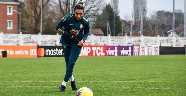 Marta testa positivo para Covid-19 e é cortada da Seleção Brasielira