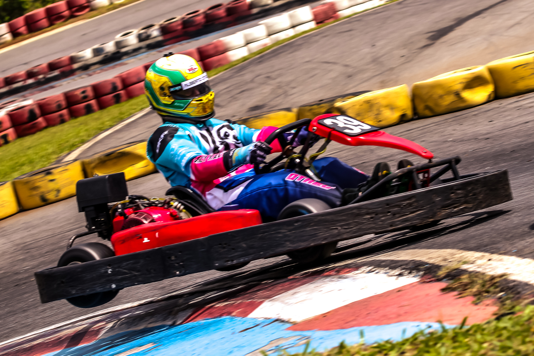Alberto Otazú é vice-campeão de Kart Indoor na Super Graduados