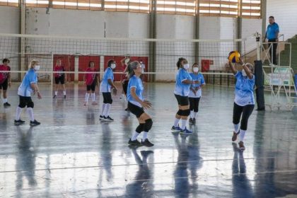 Superação e reencontros marcam início dos Jogos da Melhor Idade
