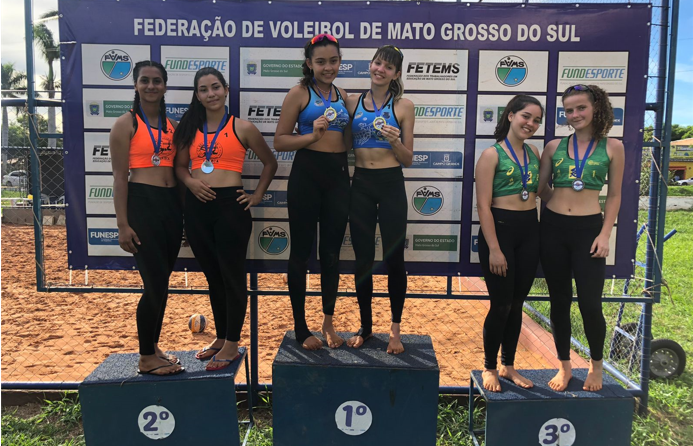 Duplas de Campo Grande são campeãs da Seletiva Sub-17 de Vôlei de Praia