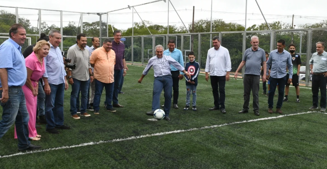 Governador entrega primeira arena esportiva do MS no interior