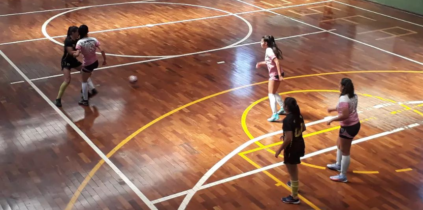 Copa Pelezinho de Futsal Feminino teve rodada com 19 gols