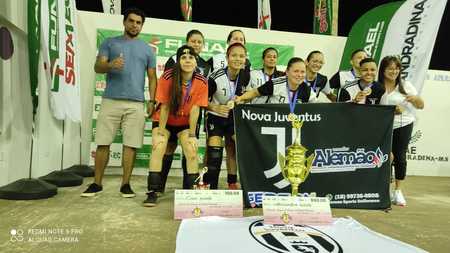 Nova Juventus conquista o ouro em torneio de futsal de Nova Andradina