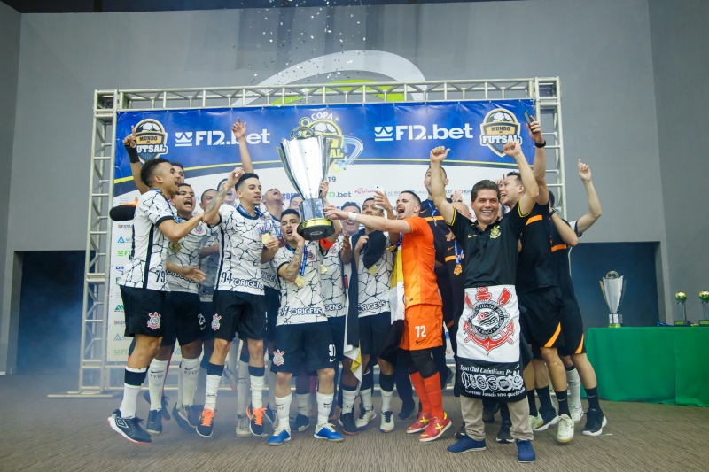 Corinthians é Campeão Invicto da Copa Mundo de Futsal em Maracaju