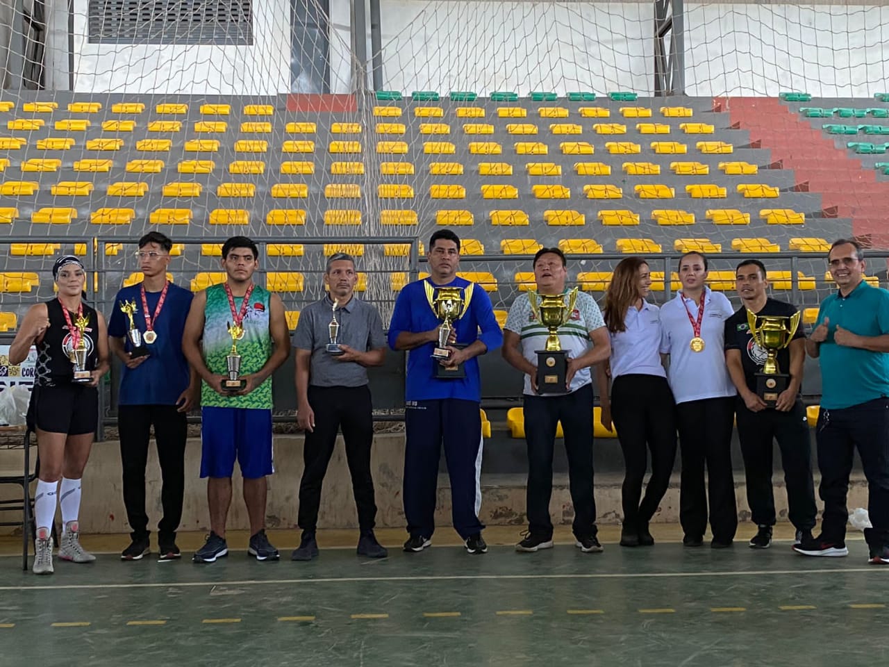 Em Corumbá, bolivianos comemoram título de campeão Estadual de Boxe