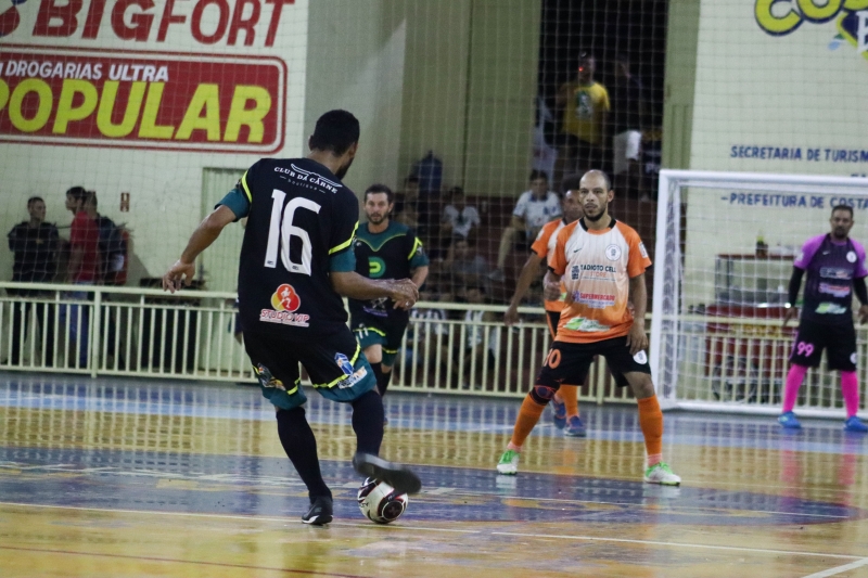 Bons jogos e muitos gols marcam início da Copa Verão de Futsal de Costa Rica