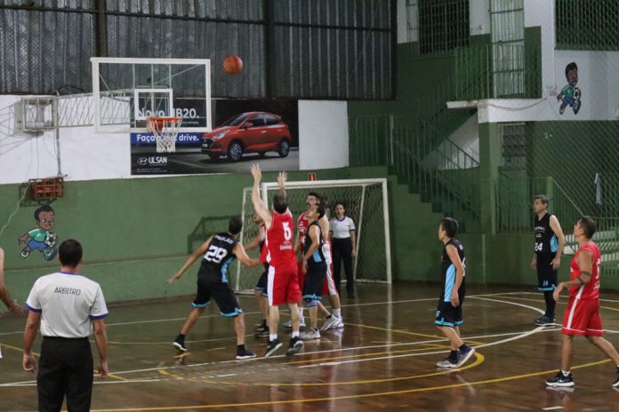 Copa América de Basquetebol abre disputa com quatro jogos eletrizantes