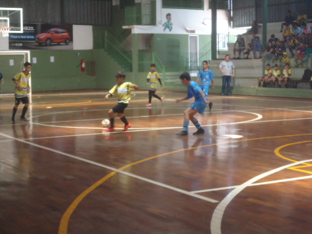 Semifinal da “30ª Copa Pelezinho de Futsal” acontece neste sábado