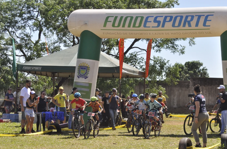 2ª Copa Kids leva diversão a crianças e jovens de Campo Grande