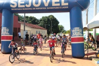 Mais de 50 pessoas participaram do Passeio Ciclístico no Distrito de Arapuá