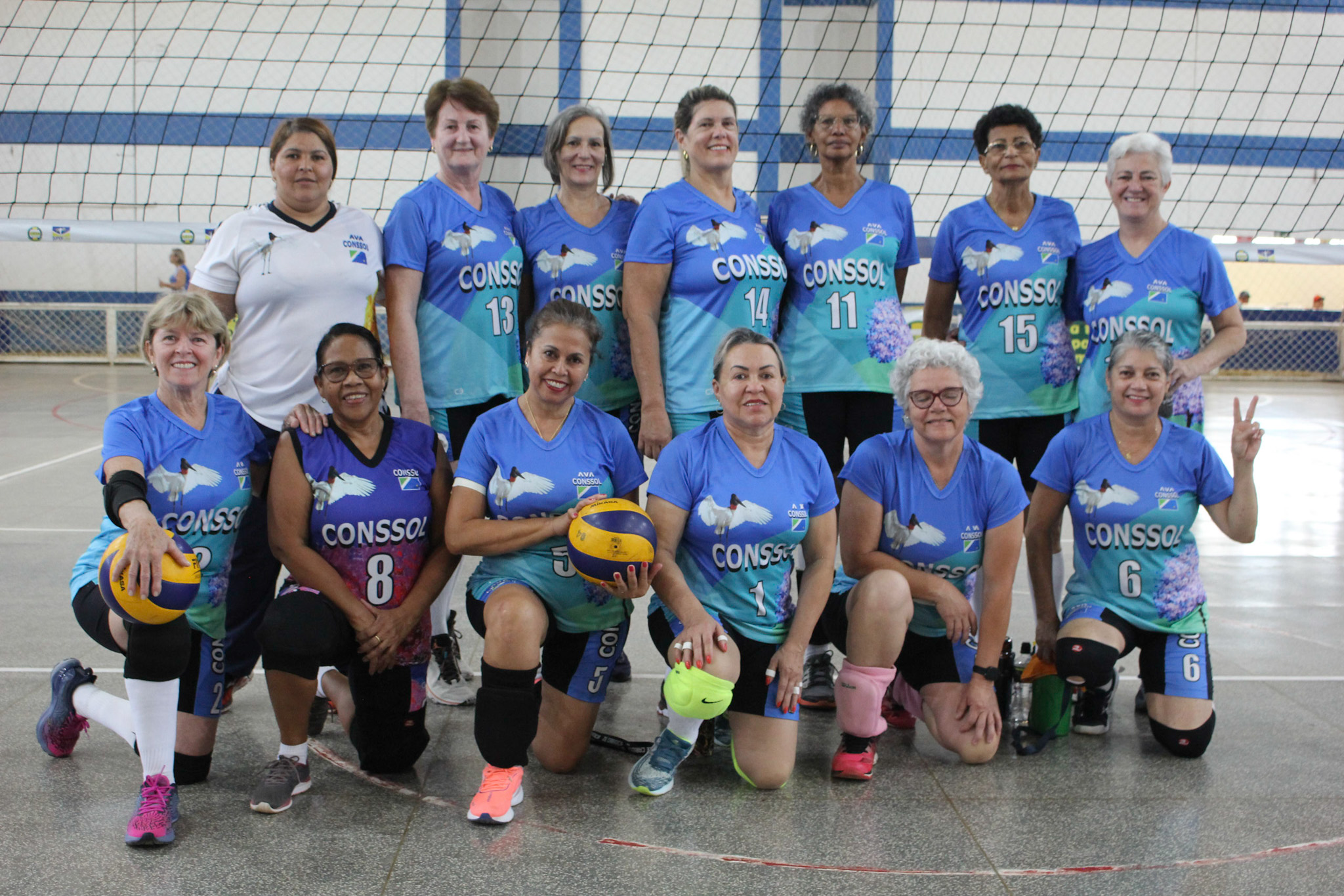 Equipes de MS participam de competição de vôlei adaptado do país