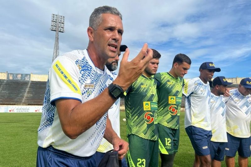 Dourados AC mira liderança isolada no confronto com Operário AC