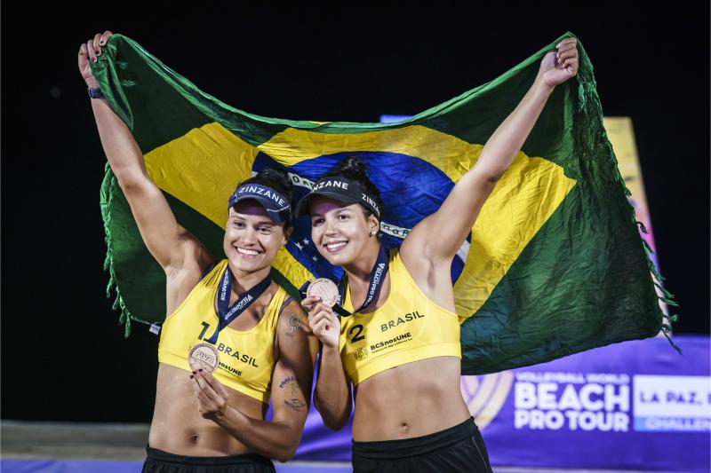 Tainá e Vic são bronze em Challenge mexicano do Circuito de vôlei de praia