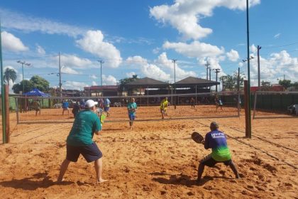 Prefeitura de Três Lagoas abre inscrições para turmas de beach tennis