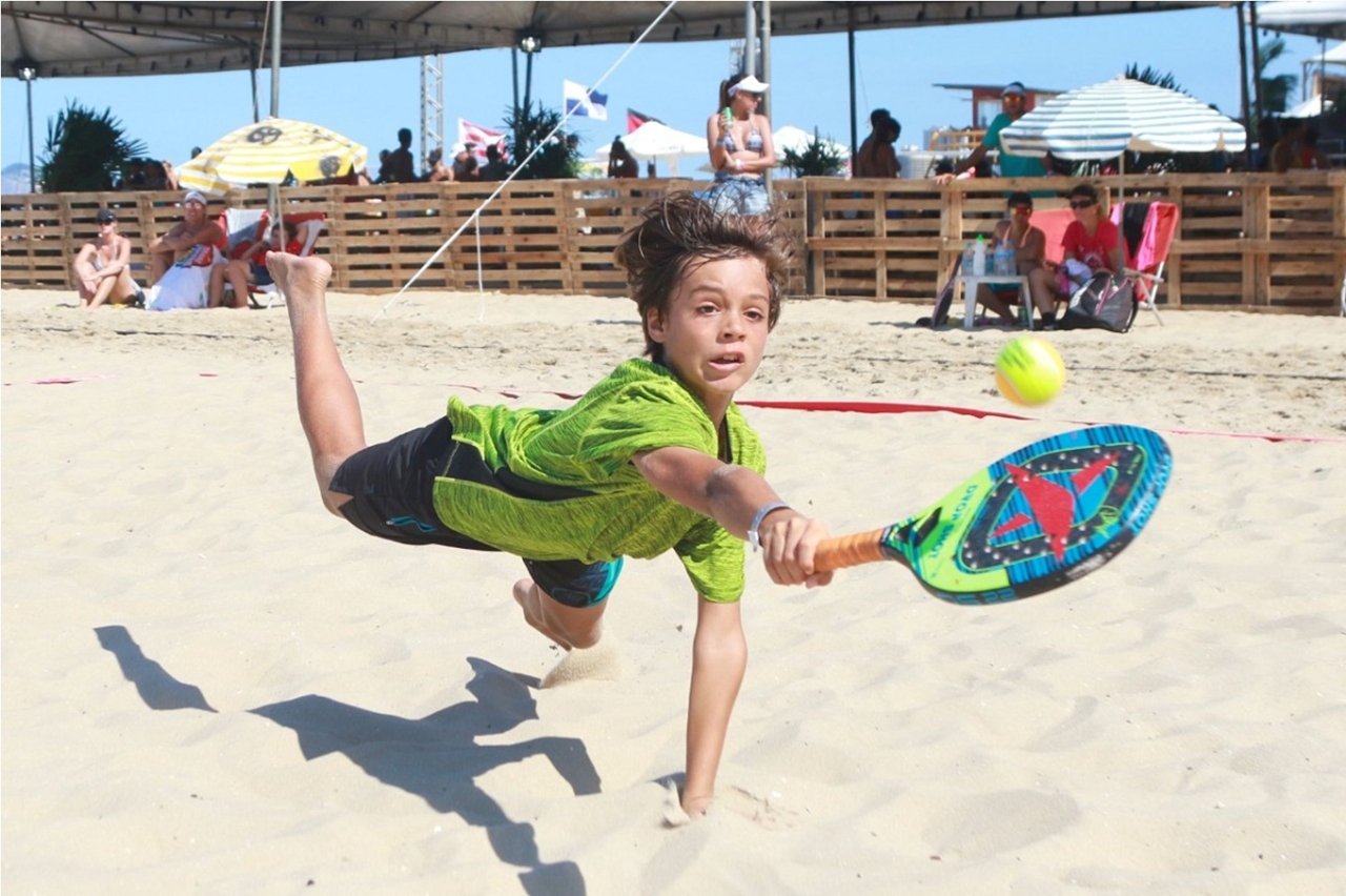 Iniciação ao beach tennis é tema de curso em Nova Alvorada do Sul
