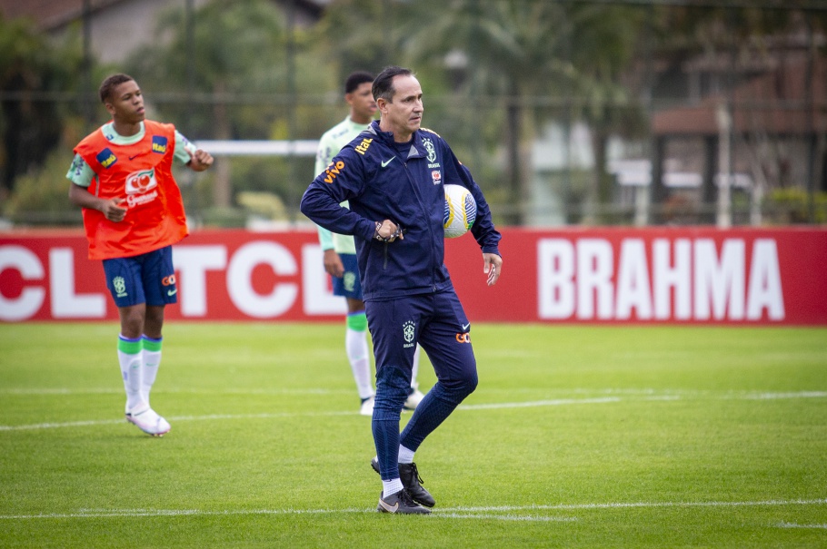 Seleção Sub-15 é convocada para Copa 2 de Julho