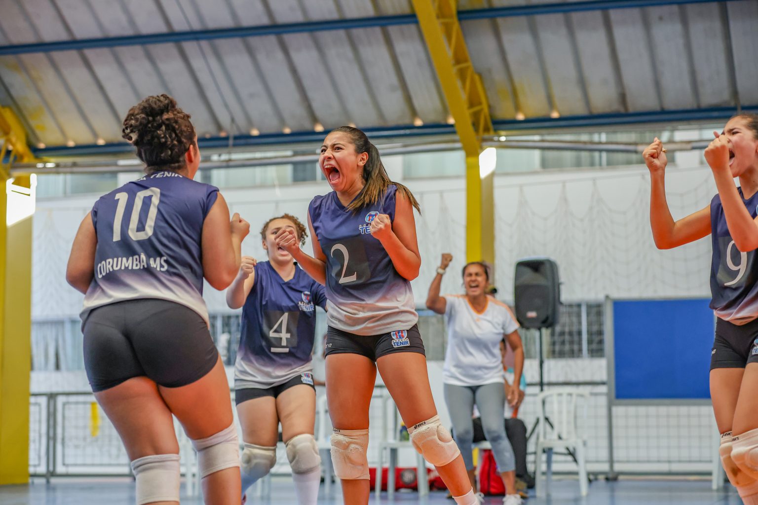 Handebol e vôlei definem campeões no último dia dos Jogos Escolares