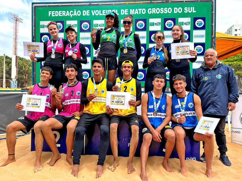 Atletas de TL retornam com medalhas e títulos após maratona de torneios