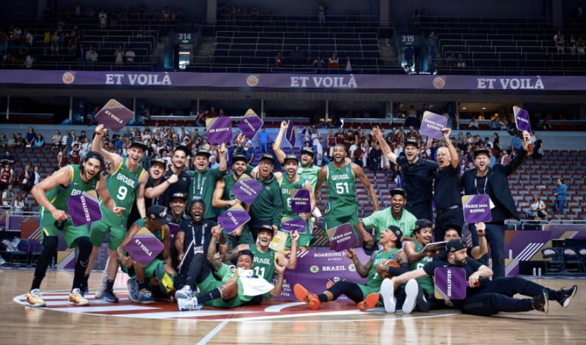 Brasil domina a Letônia, vence e vai à Olimpíada de Paris 2024