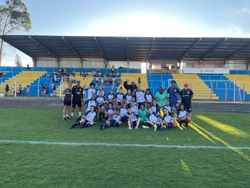 CREC Feminino faz histórica virada de 9 a 1 e avança para as Semifinais