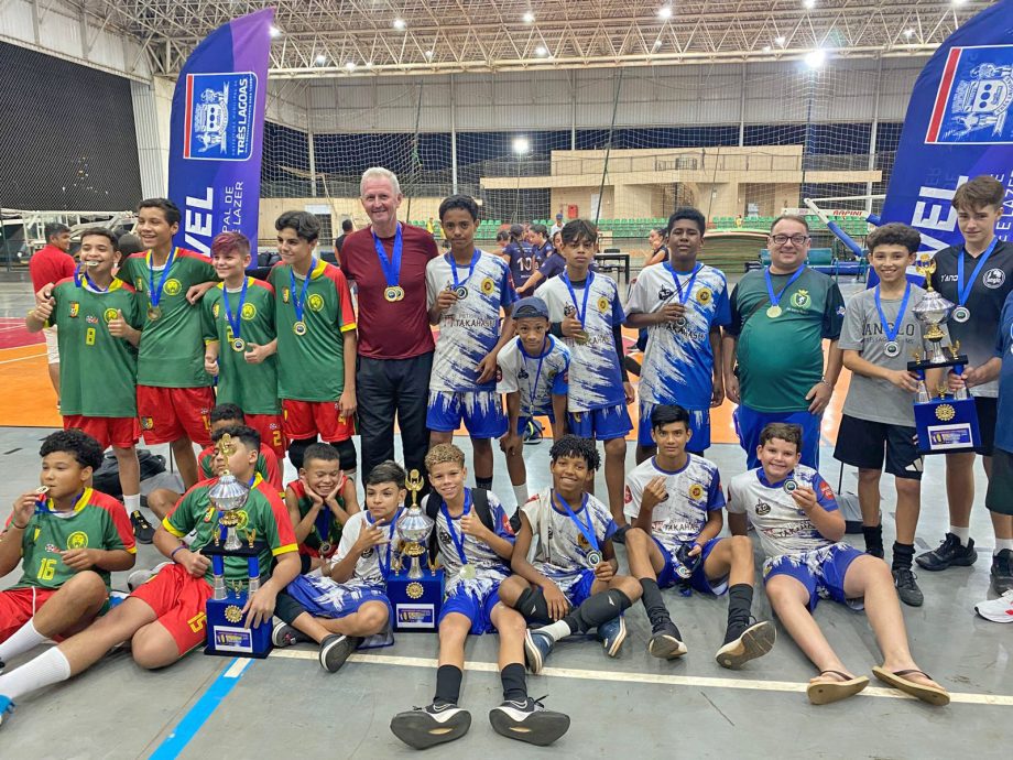 Fernando Corrêa é o grande campeões do vôlei do JETs Sub-14