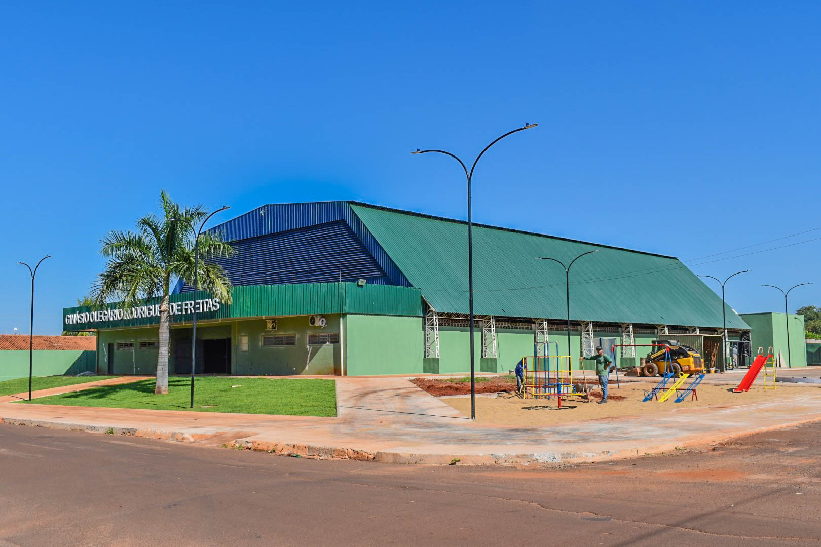 Reforma do ginásio Olegário Rodrigues de Freitas na reta final