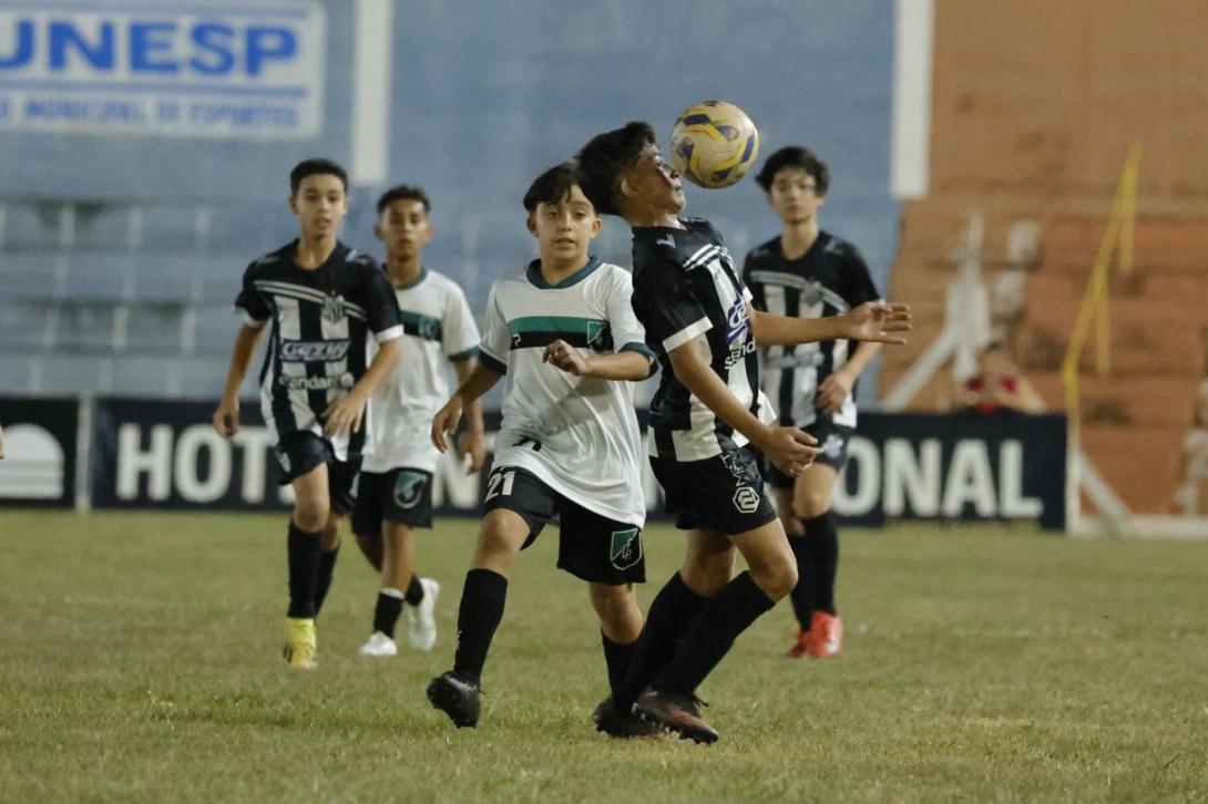 Quatro jogos abriram quartas de final do Estadual Sub-13 neste fim de semana