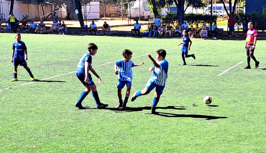 FUTEBOL DE BASE – Campeonato entra na fase decisiva com jogos do sub-11