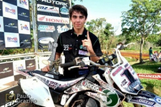 O mundonovense Esnalto Júnior venceu prova no Paraguai.