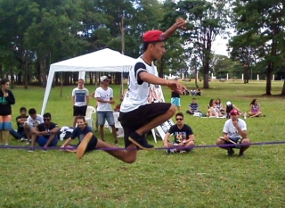 Evento foi realizado no Parque das Nações Indígenas, tradicional ponto de prática do Slackline em Campo Grande (MS) (Foto:Hélio Lima)