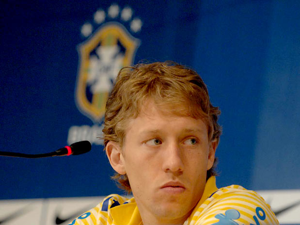  Sul-mato-grossense Lucas Leiva retorna aos treinos no Liverpool