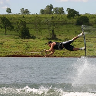 Campo Grande sedia 4ª etapa do Circuito Brasileiro de Wakeboard
