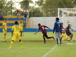Águia Negra mantém base campeã para Estadual 2013
