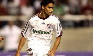 Em alta, Jean se torna ponto de equilíbrio do Fluminense (RJ)