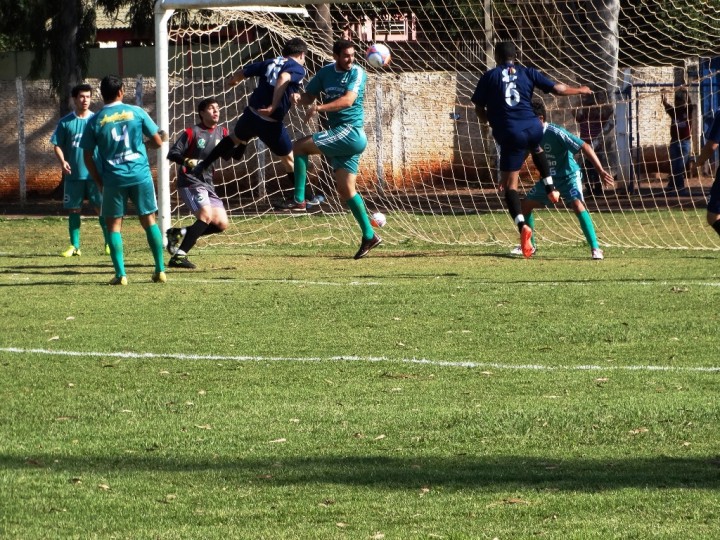 SECC faz 6x0 em Paranhos e se reabilita no Regional de Futebol