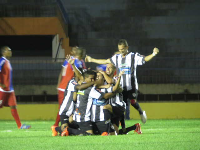 Corumbaense se recupera e vence em Dourados