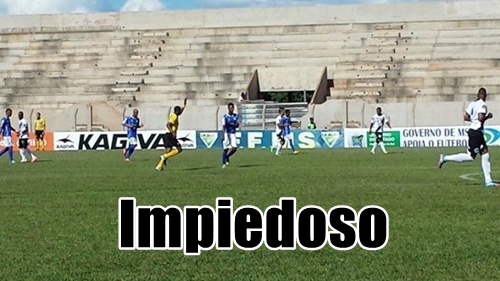 Costa Rica massacra Misto em pleno Madrugadão