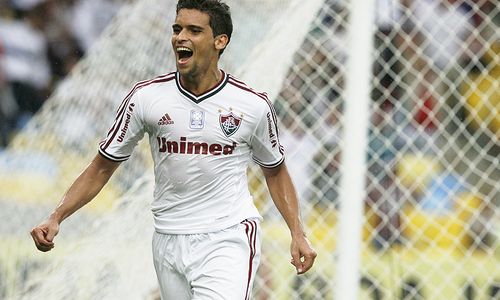 Fluminense estuda usar Jean como moeda de troca