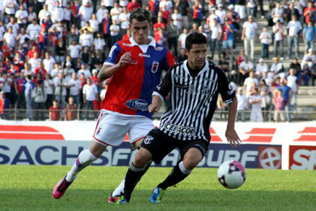 Thiaguinho confirma acerto com Sete para Estadual 2016