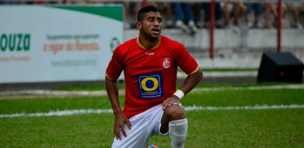 Site mostra a trajetória de jogador douradense Canavarros