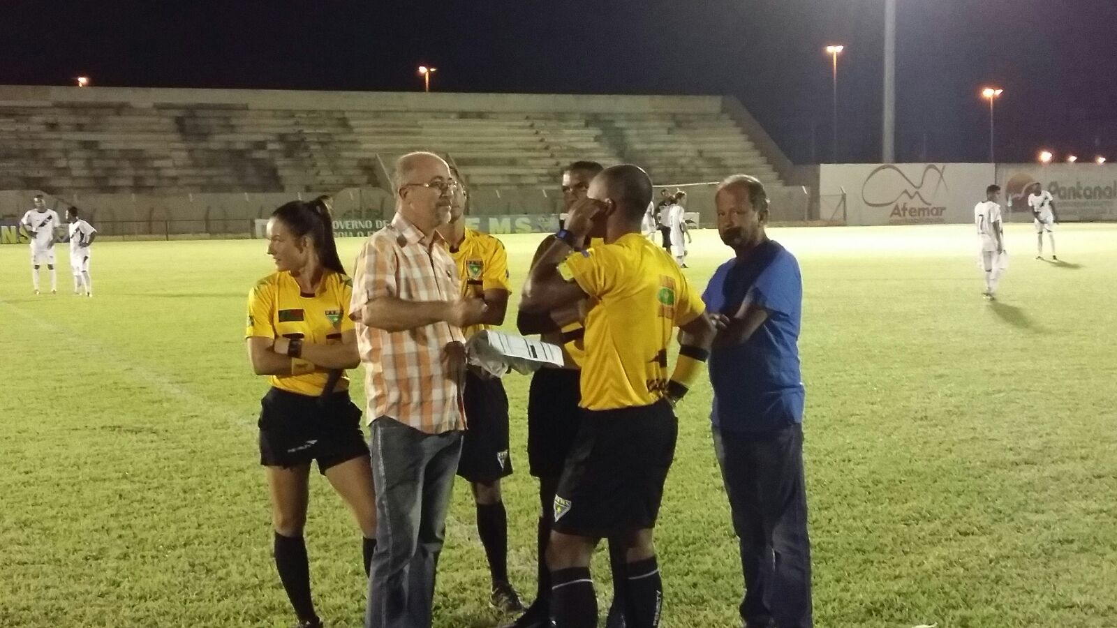 Sem luz, duelo entre Misto e Operário é interrompido e adiado para dia 23