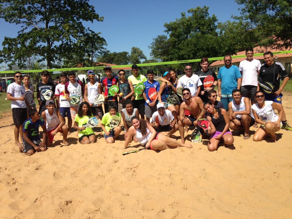 Torneio de Beach Tennis reúne 23 duplas no CMO