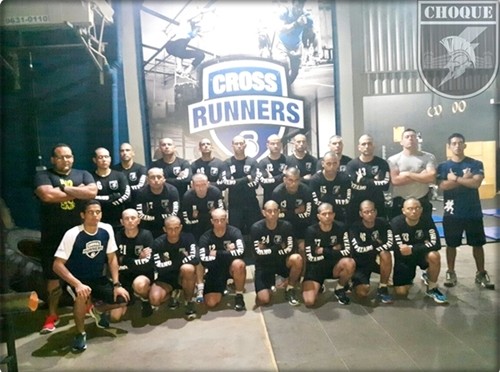 Alunos da PM participam de treinamento físico de crossfit