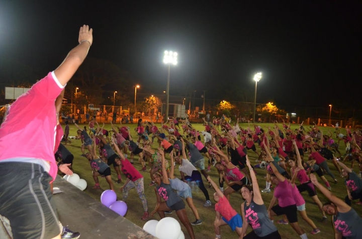 Aulão de ginástica e conscientização marcam a luta contra o câncer