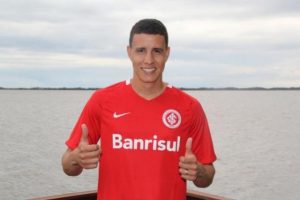 Destaque no RS, atacante de Campo Grande acerta com o Inter