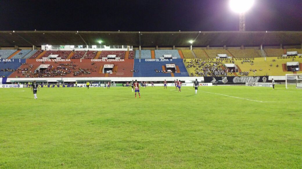 Operário vence dérbi e fica a uma vitória da classificação