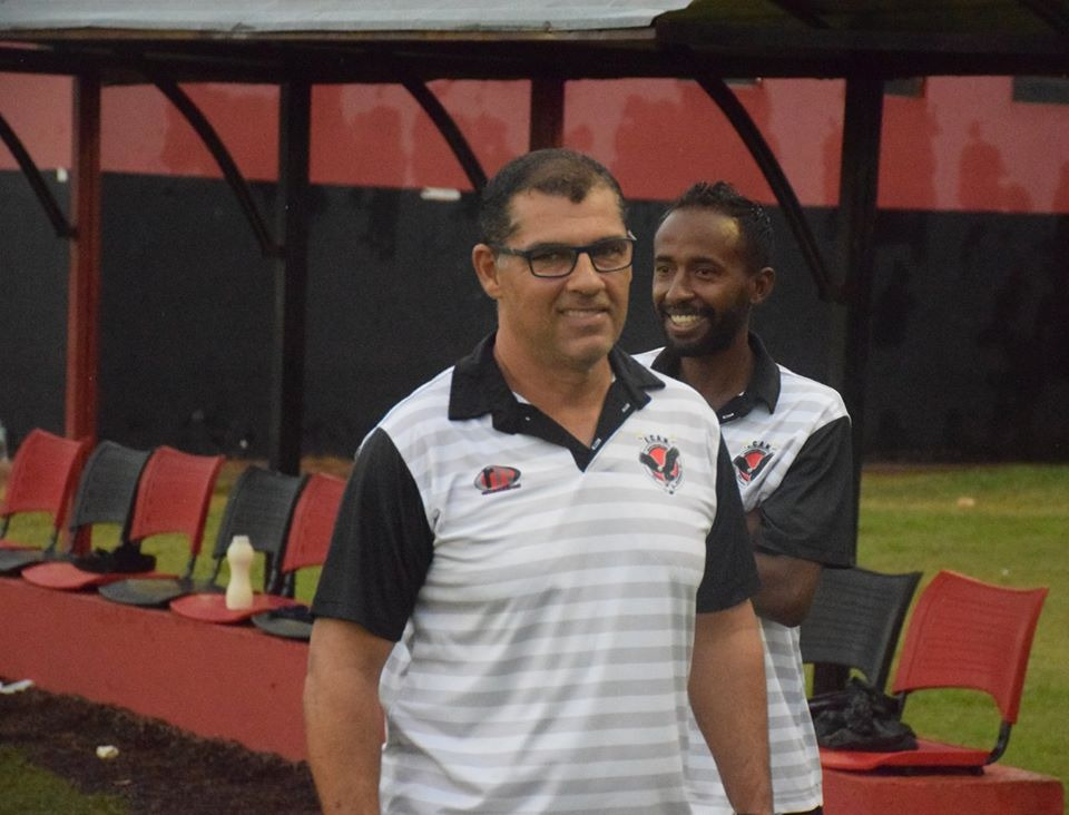 Novo técnico do Águia tem "carta na manga" para o Estadual