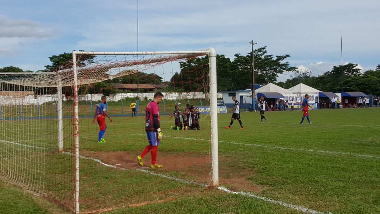 Corumbaense vence mais uma e segue 100% no Estadual