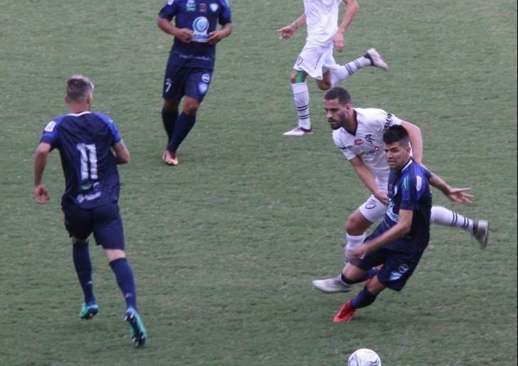 Corumbaense empata fora de casa e depende de resultados para avançar