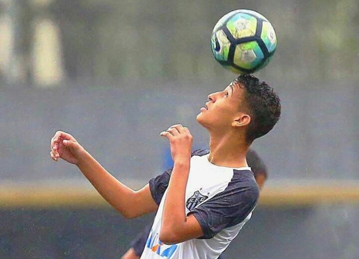 Douradense foca na disputa da Copa SP para ir ao profissional